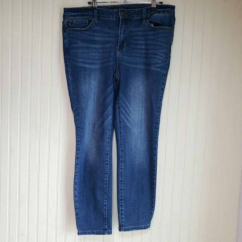 Judy Blue Jeans Womens Plus 32 Blue Dark Wash Relaxed‎ Ankle Stretch Denim Pants
